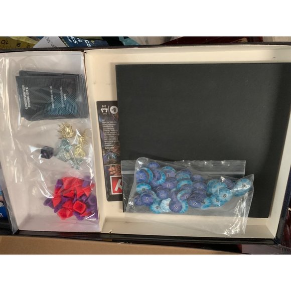 Monopoly Game Marvel Studios Black Panther Wakanda Forever Parker Brothers - Picture 11 of 12